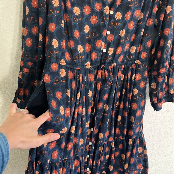 Trovata Yulia Dress in Navy Floral Print - Picture 7 of 12